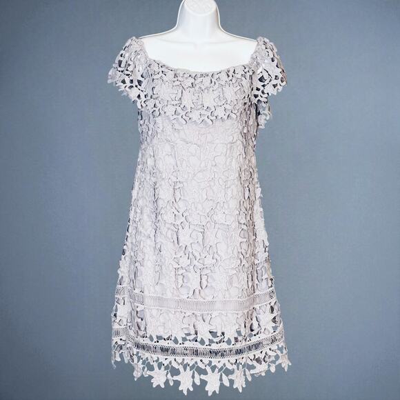 ASTR Lilac Lace Crochet Mini Dress Large Off Shoulder Cocktail Party Summer Glam - Picture 3 of 12